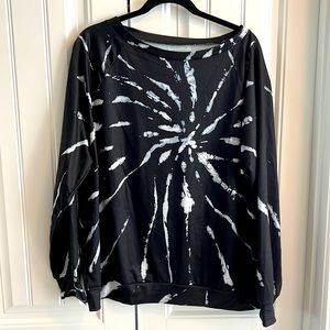 Black white tie dye sweatshirt